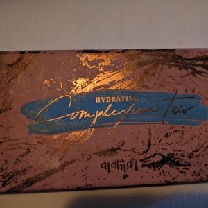 Alamar Complexion Pallette